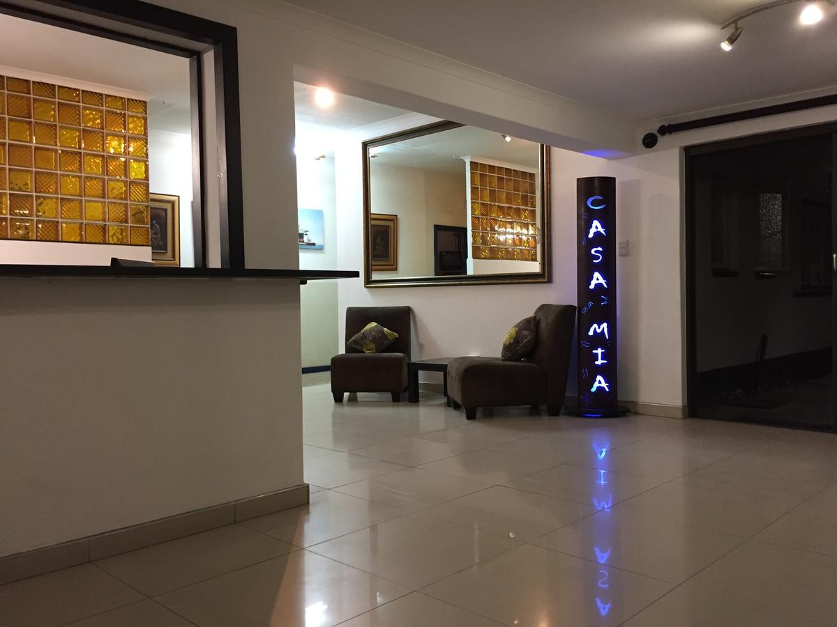Casa Mia Hotel Уолфиш-Бей Экстерьер фото