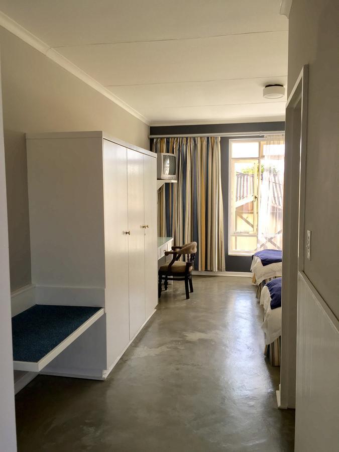 Casa Mia Hotel Уолфиш-Бей Экстерьер фото