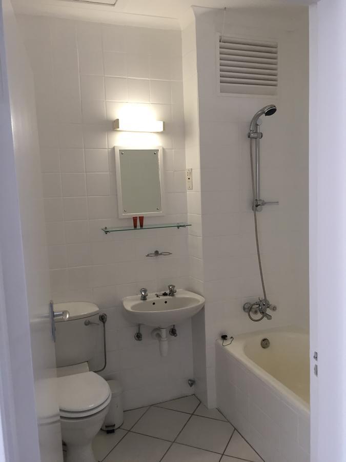 Casa Mia Hotel Уолфиш-Бей Экстерьер фото