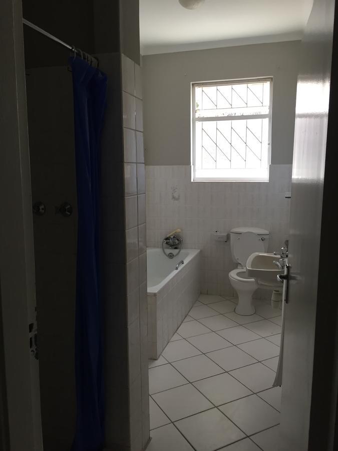 Casa Mia Hotel Уолфиш-Бей Экстерьер фото